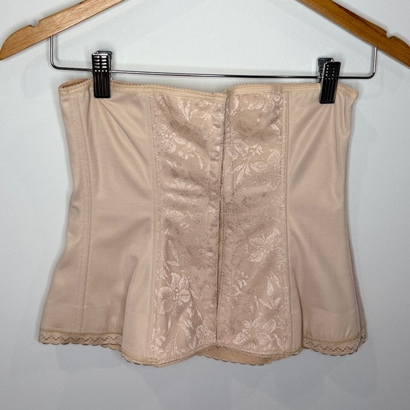 luleh Elegant Cream Lace Corset Top (XL) - Picture 2 of 7